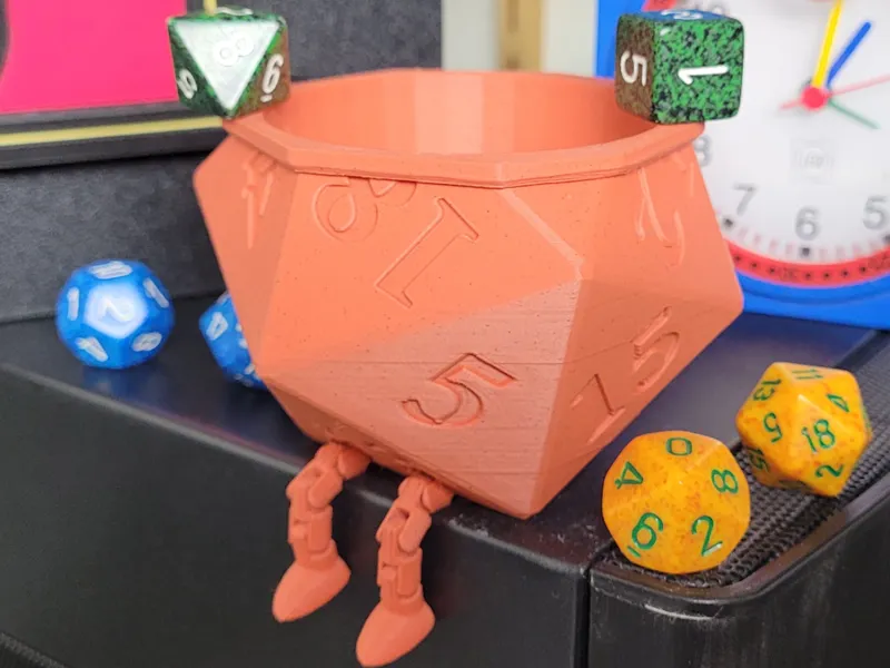 D20 Plant Pot Buddy