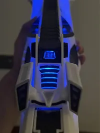 Lame R99 lumineuse APEX Legends (cosplay) — photo 8