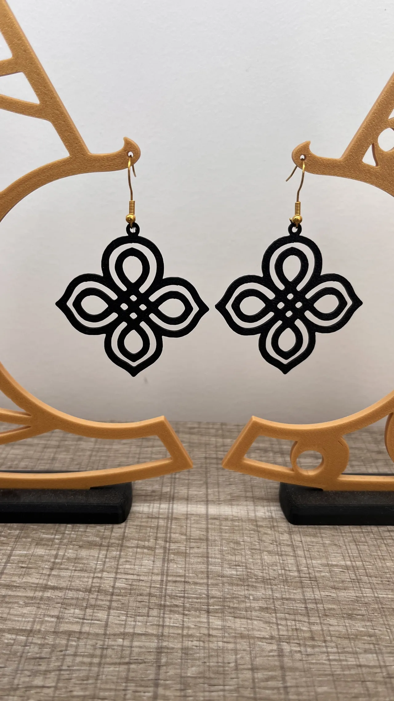 Earrings - Fashion 02 view 3