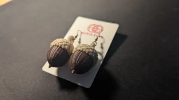 Pendientes: Donguri Forest Acorn Earrings — vista de referencia 3