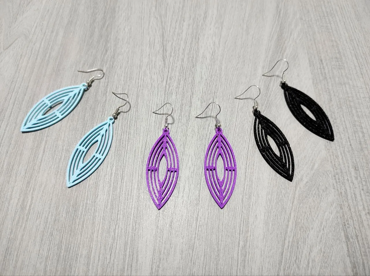 Leaf Frame - Earrings view 2
