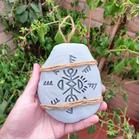 Talisman de la série From — photo 2