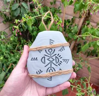 Talisman de la série From — photo 1