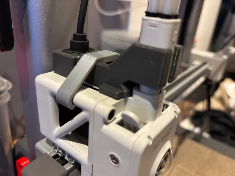 Lock for AMS Hub Brace