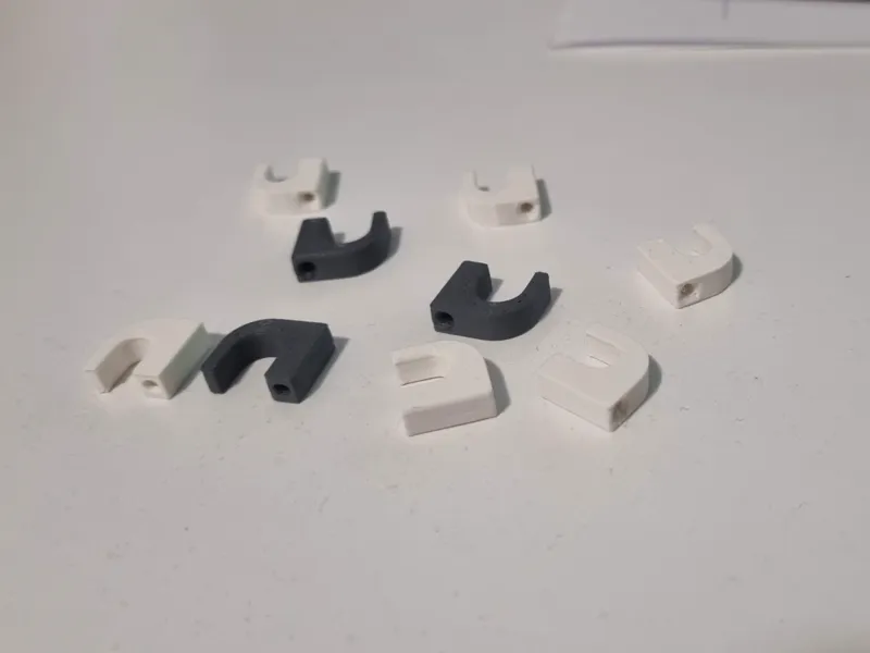 Cable holder