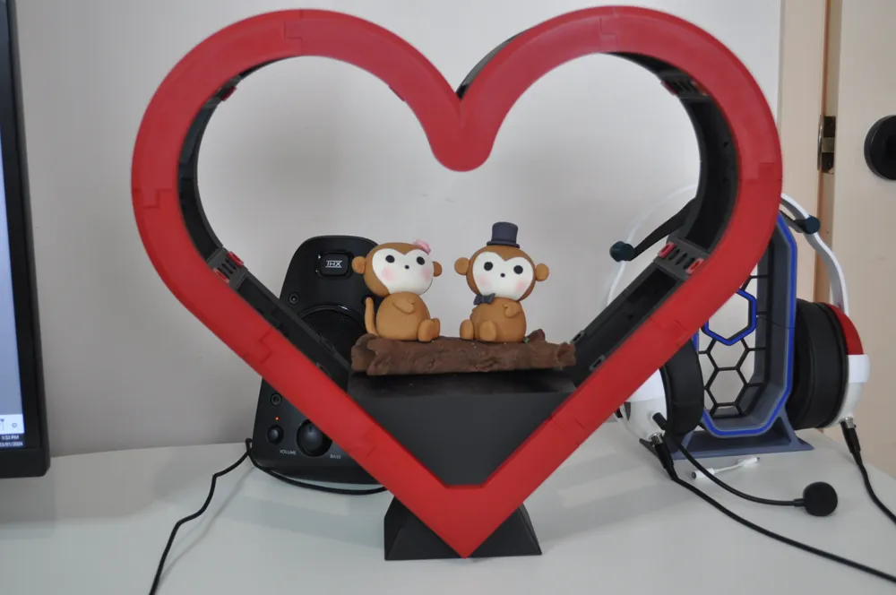 MedalDisplay Heart Shape - The Modular 3D Printed Display Case by ...