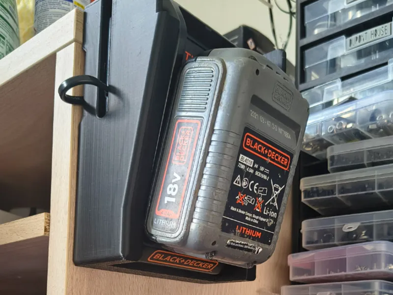 Black+Decker Power Connect Wall Mount Set