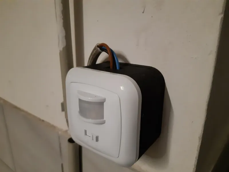Aufputz-Adapter für Unterputz Geräte