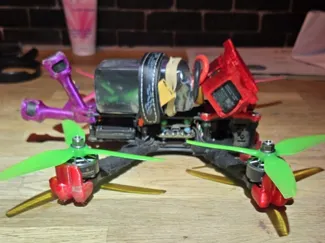 Quadmula split mini antenna mount