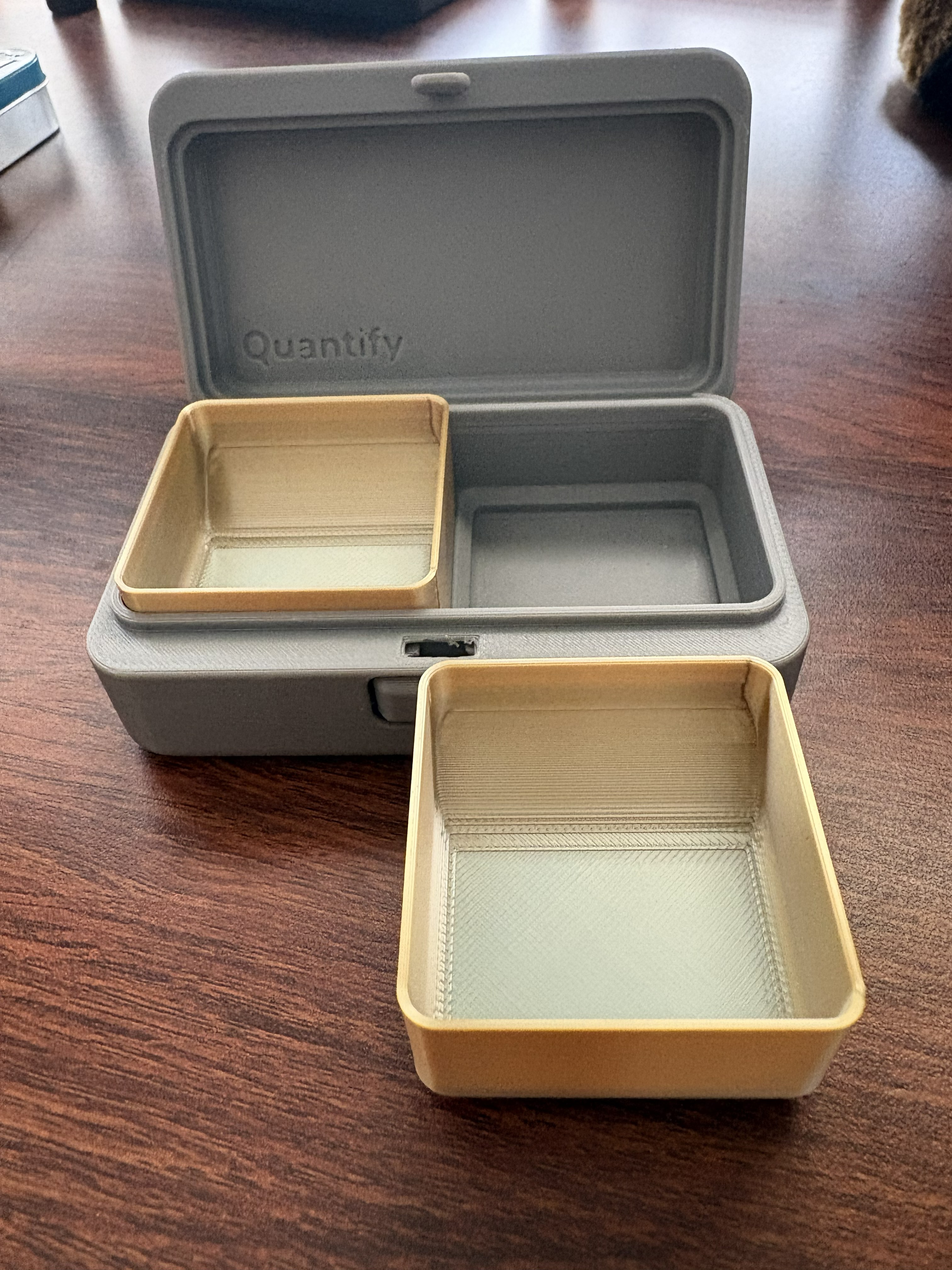 Miniatura 3 do modelo 3D Push Button Box | Gridfinity