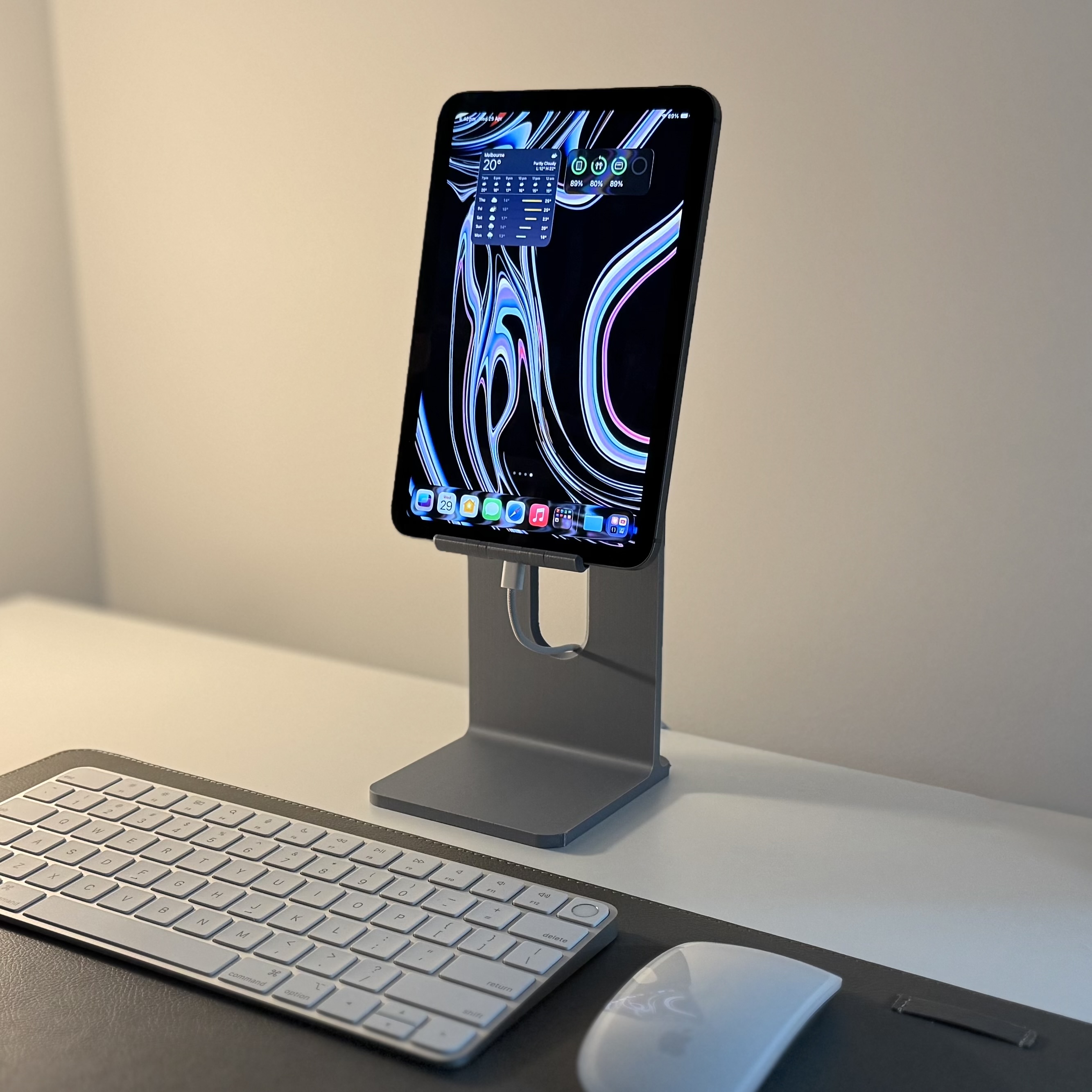 Miniatura 4 do modelo 3D iPad Studio Stand V2