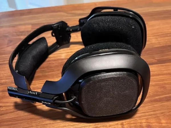 Astro A40 - ear cup