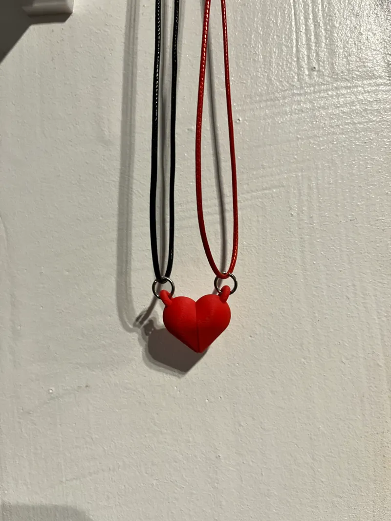 magnetic heart keychain and pendant 