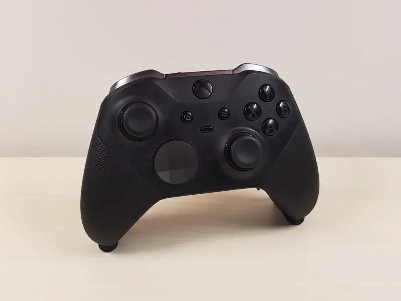 Invisible Xbox Elite Series 2 Holder Minimalist