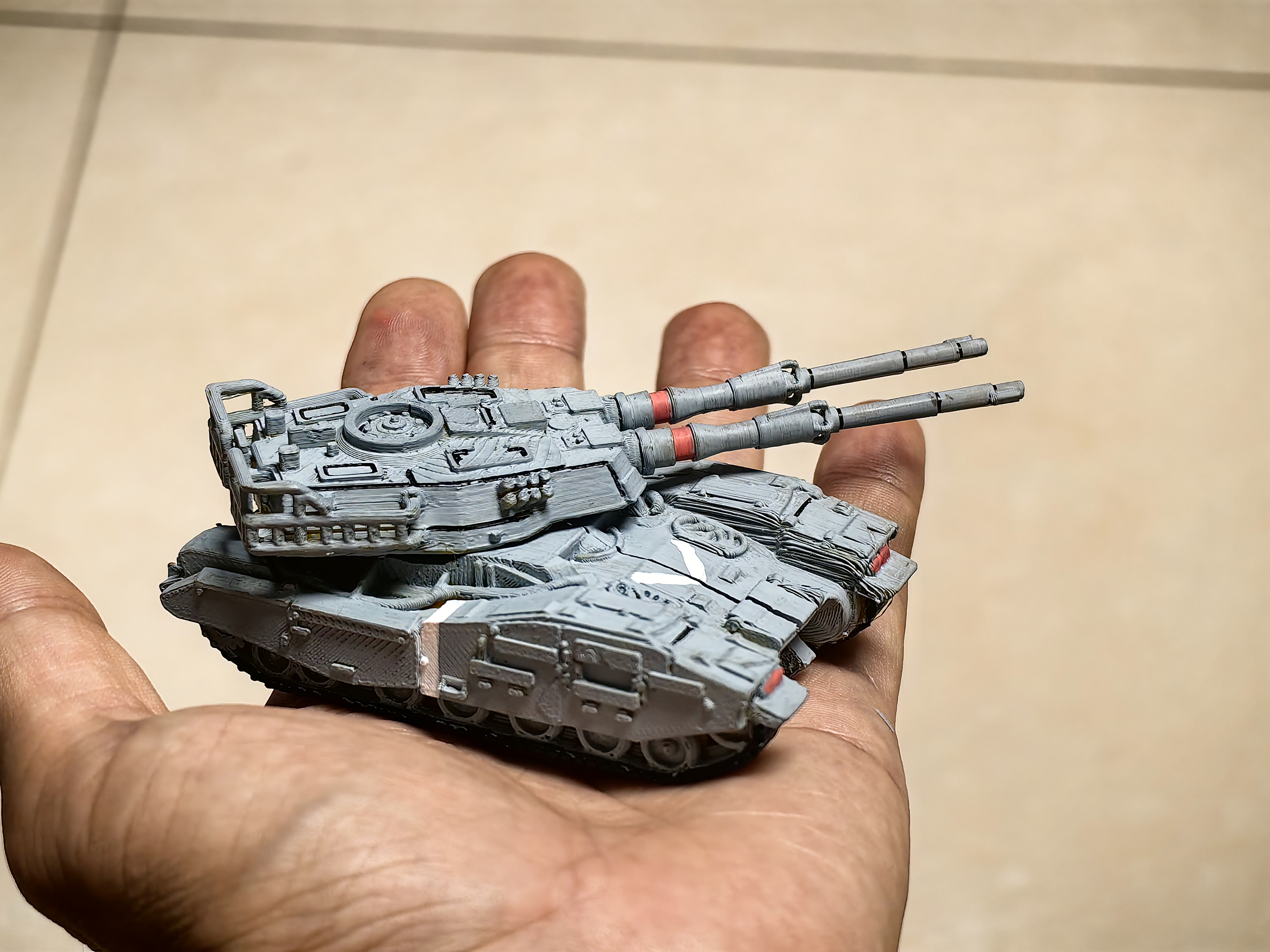 3Dプリント 地球連邦軍61式戦車 - 無料3Dモデル -MakerWorld