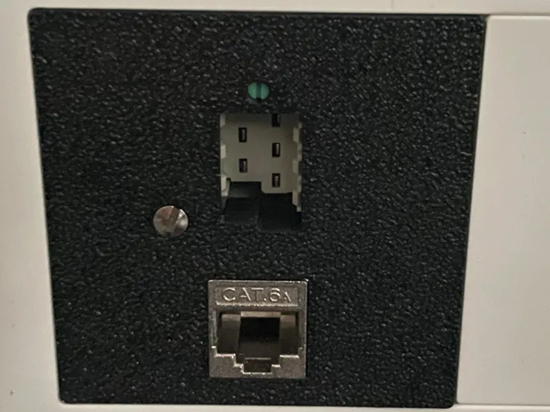 Feller EDIZIOdue T+T83 Abdeckung + Keystone
