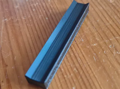 Trapezoidal connector for light modules