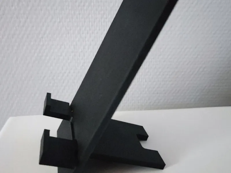 Simple Phone Holder
