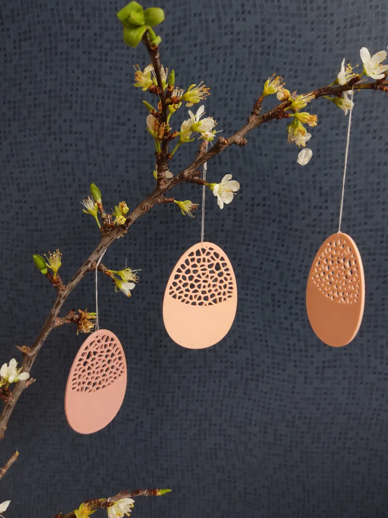 Easter Egg Half Voronoi