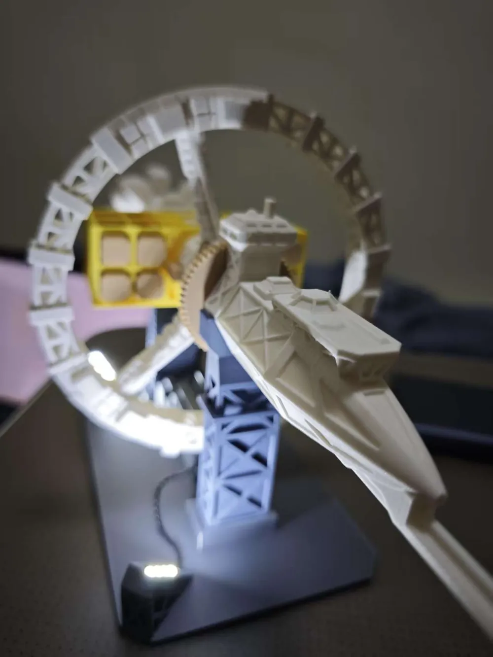 Universal Illuminated Model Stand by 造梦人_ Dream Maker MakerWorld ...