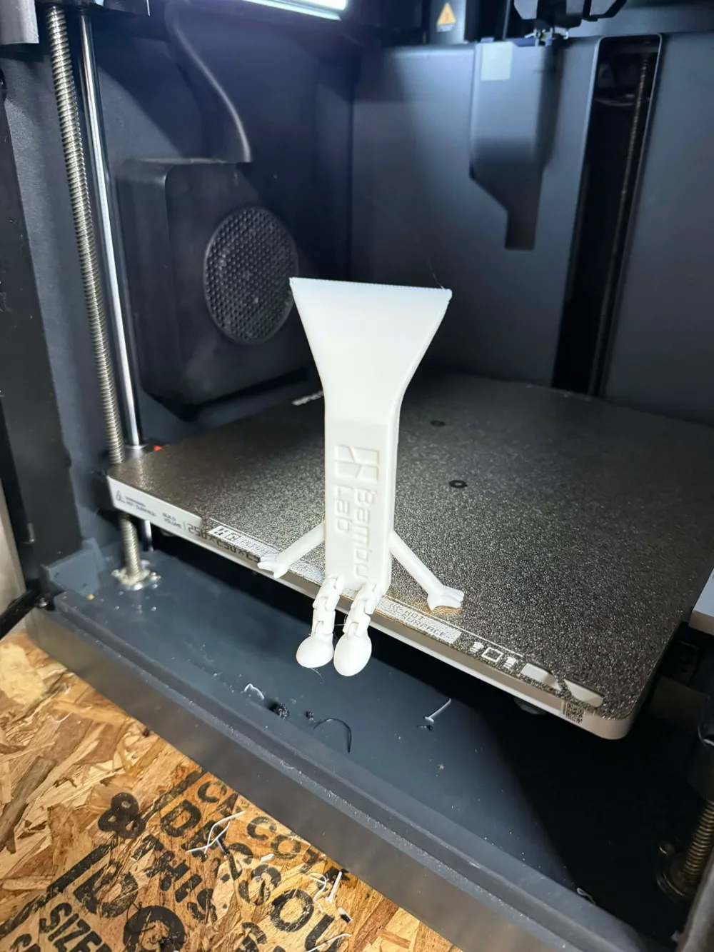 Articulated Buddy : Bambu Scraper Buddy - Free 3D Print Model - MakerWorld