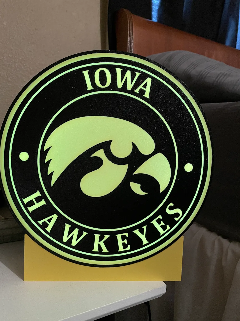 Iowa Hawkeyes Lightbox Round by Foggys Crafts MakerWorld