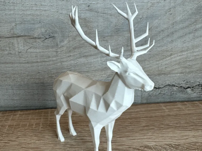 Stag: Low-Poly Geometric Deer
