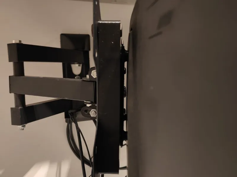 Vesa 100mm to Vesa 150mm support with 360 Rotation
