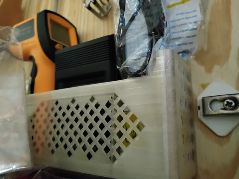 Wall mounted tool box, with compartments