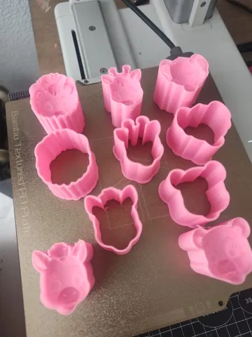 Modelo para impresión 3D: Ejetores 3D para Docinhos SAFARI — vista de referencia 3