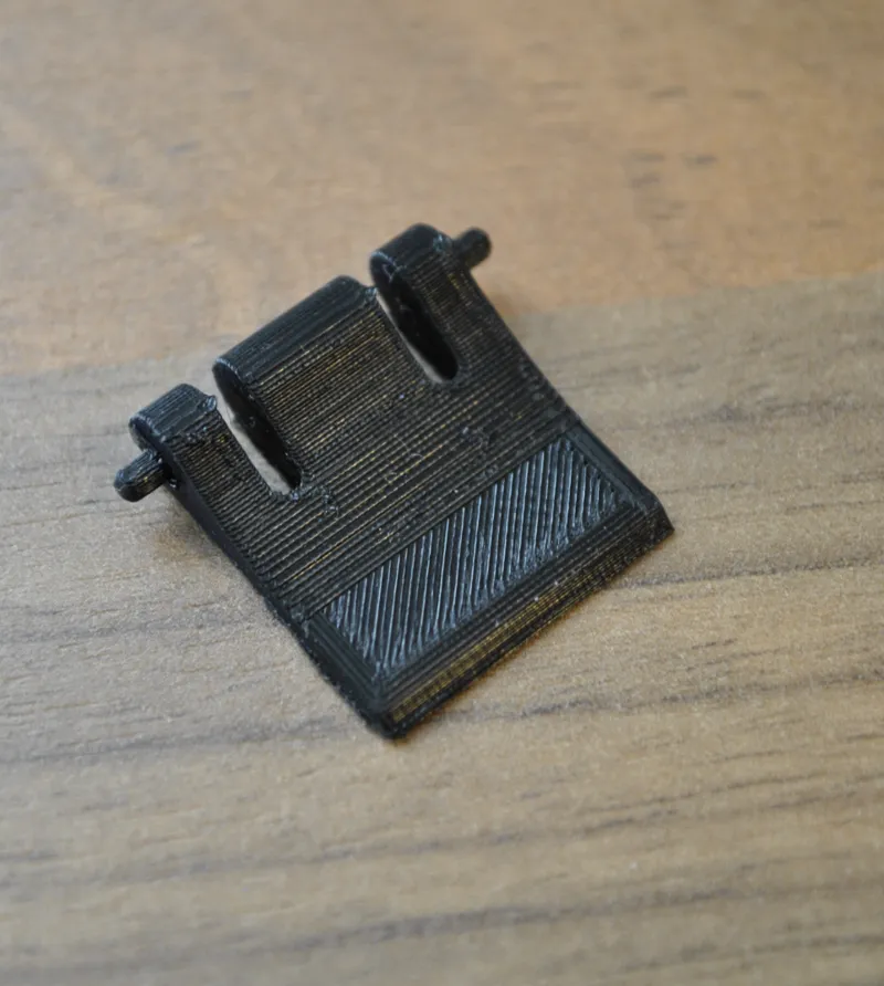 keyboard foot / leg