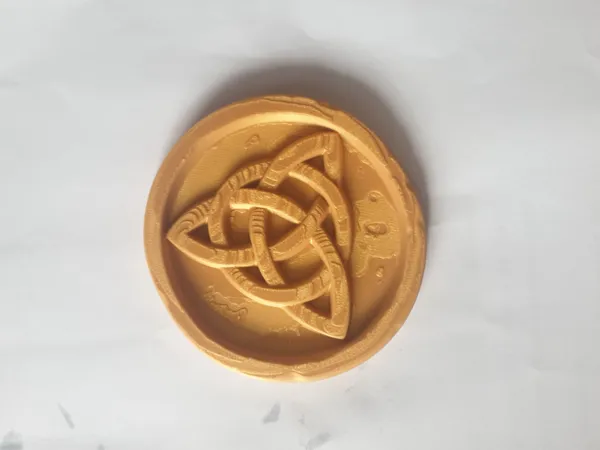 Pièce relique celtique Triquetra
