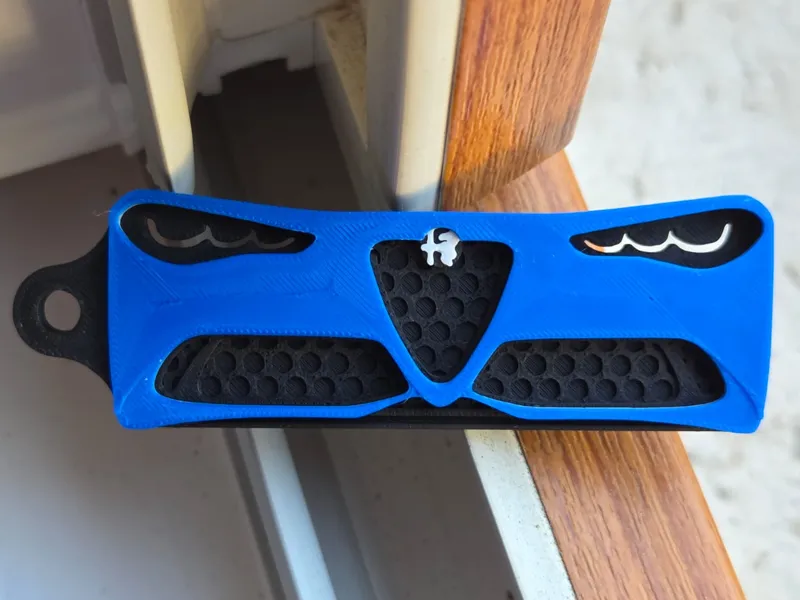Alfa Romeo Giulia Keychain