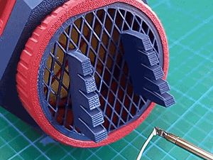 2in1 Desktop Gadget - desktop fan & fume extractor