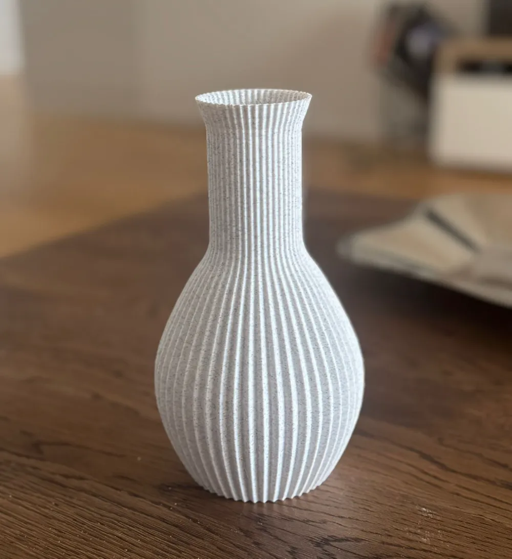 Items With Ridges Vase with ridges by ashhki - MakerWorld