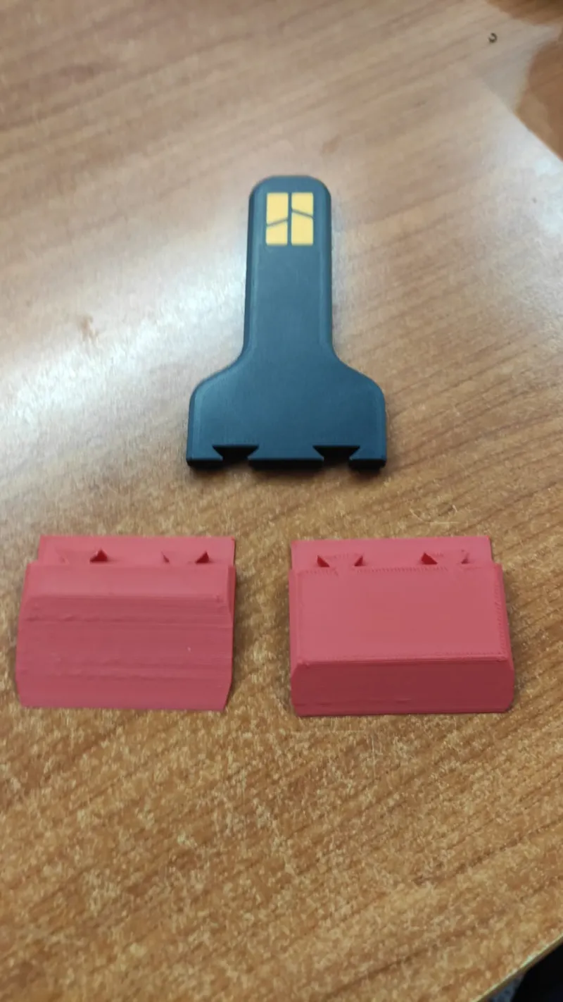 Koky interchangeable bed scraper 
