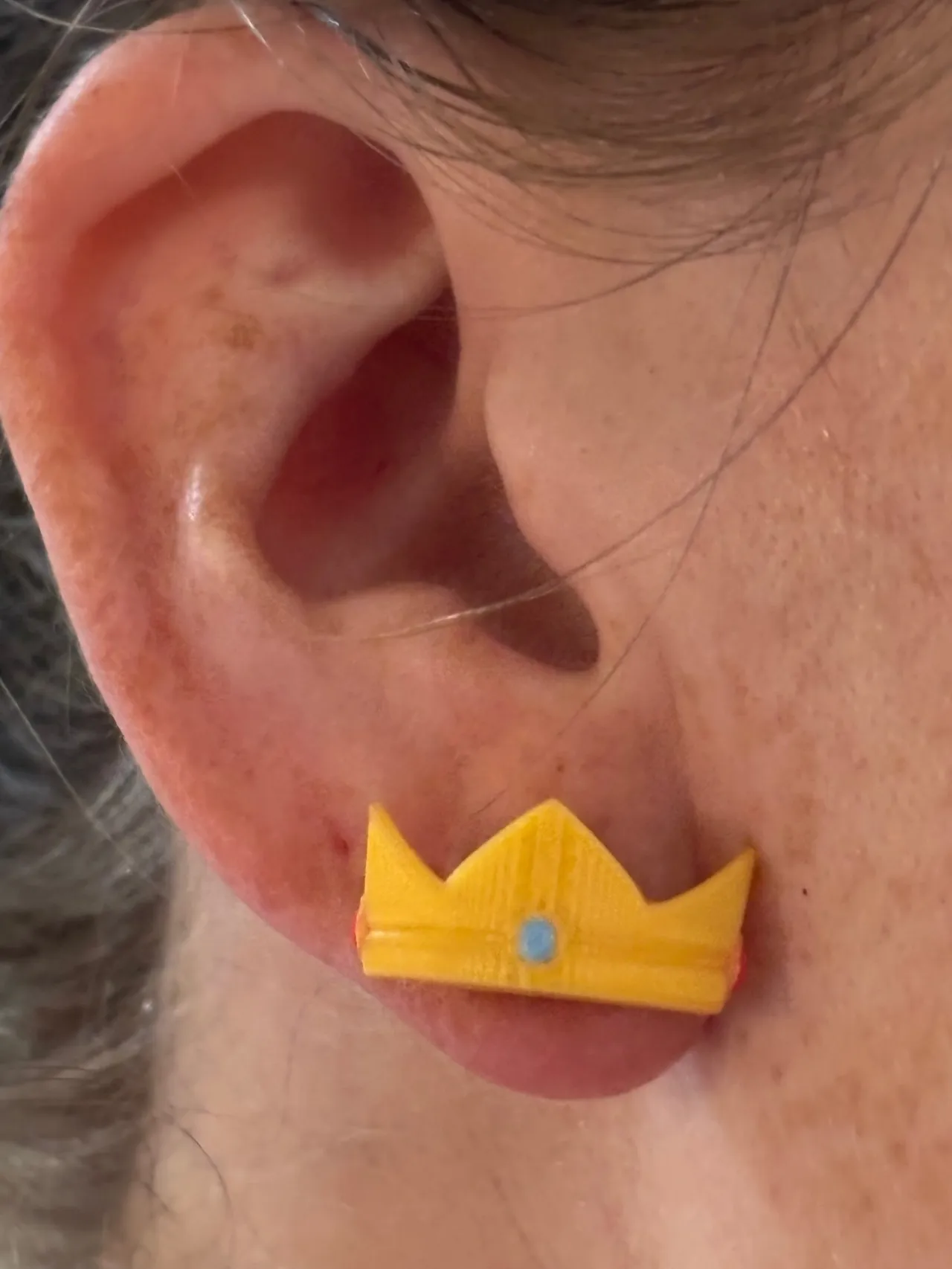 Princess Peach Crown Earrings view 4