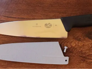 Victorinox Swiss Army Chef's Knife 8 in sheath