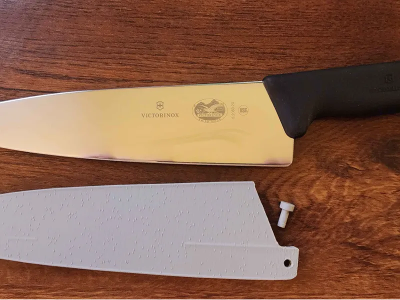 Victorinox Swiss Army Chef's Knife 8 in sheath