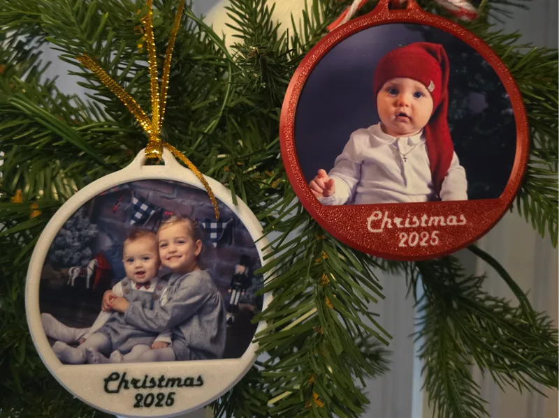 Christmas 2025 Picture ornament