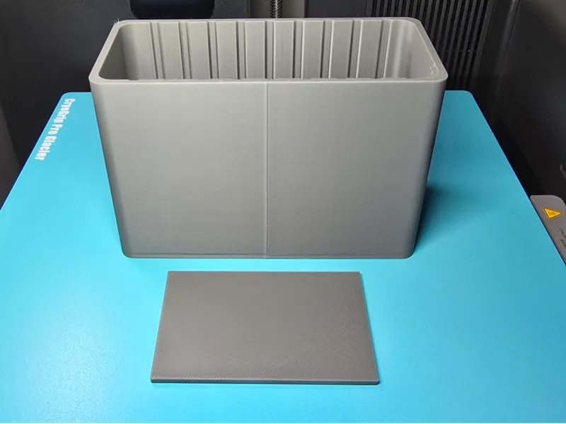 Center Divider Container for Ribbed Remote Holder