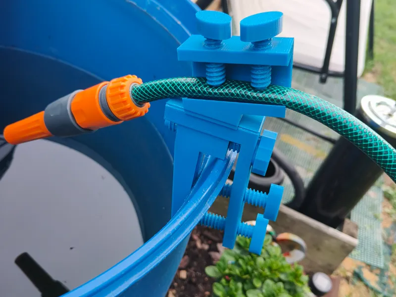 Hose Holder for Barrel V2