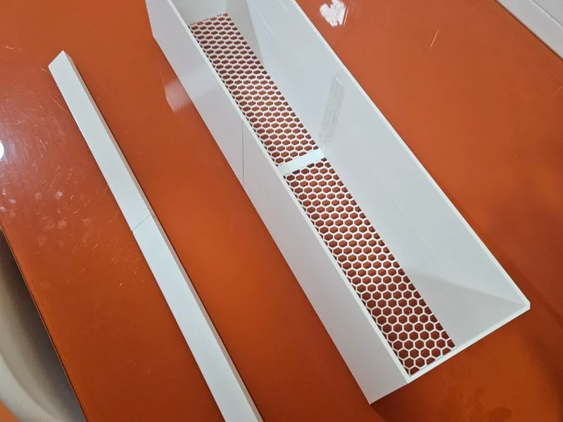 caja de caida de agua rebosadero medida exacta