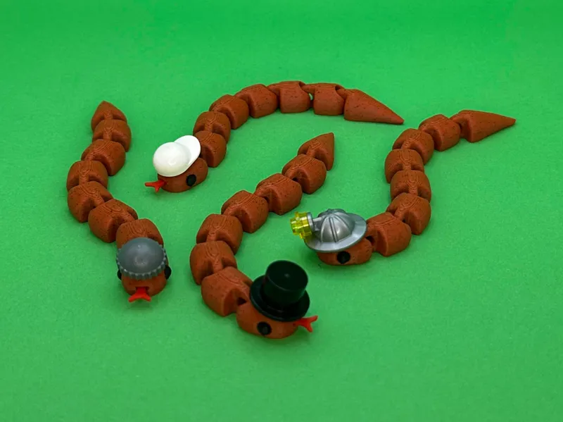 Articulated Hat Snake - LEGOS-Compatible