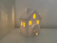 Maison de Noël pour bougie chauffe-plat LED — photo 2