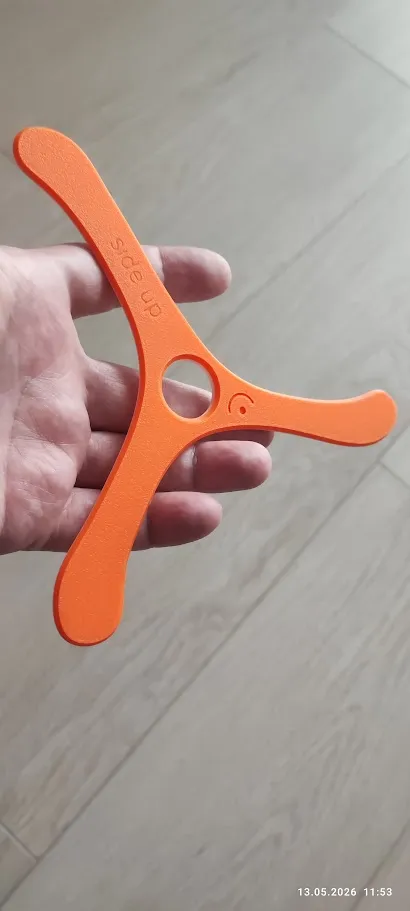Tri-Blade Boomerang Style Thrower | Easy Print view 4