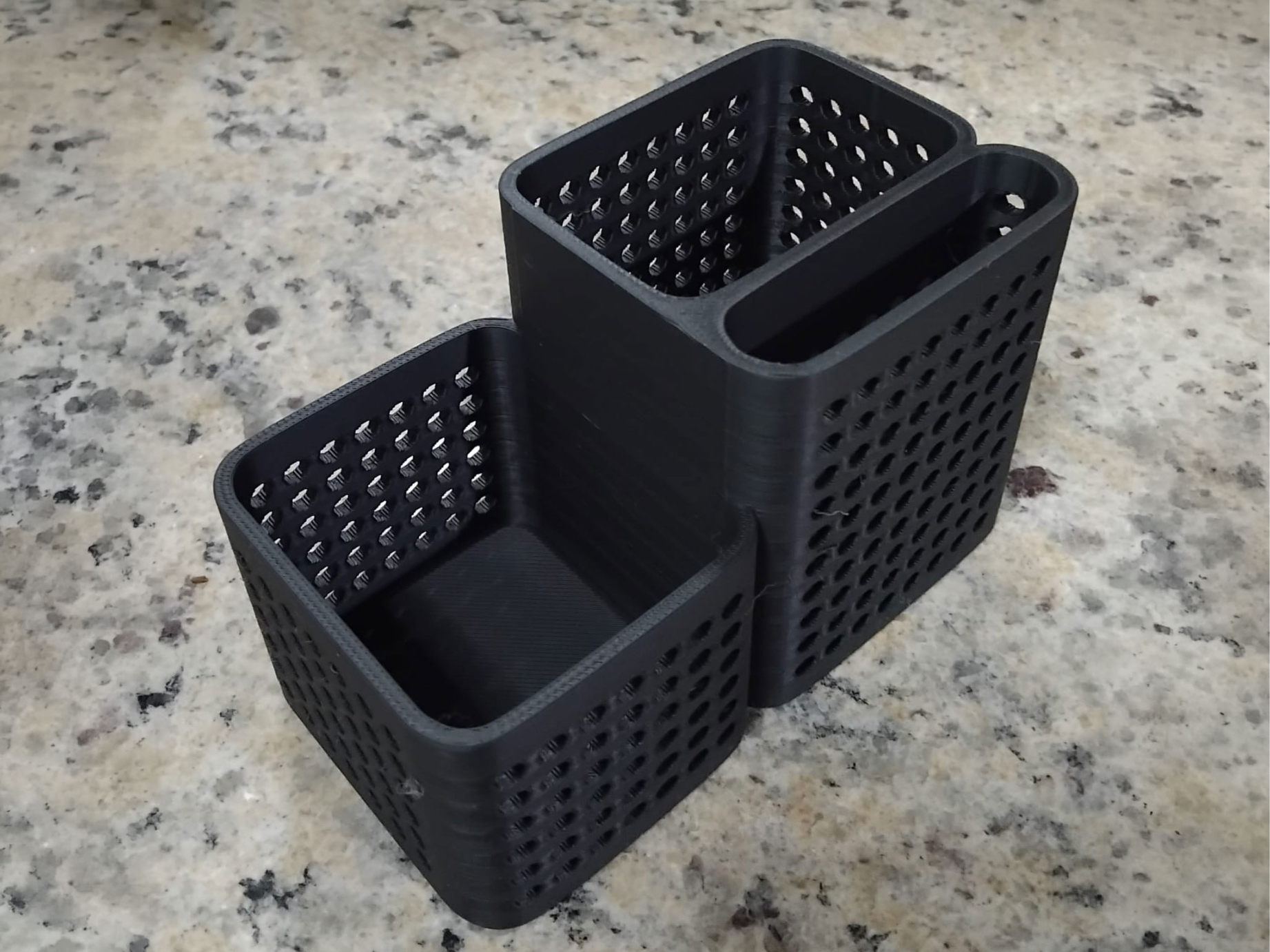 Hair brush and comb organizer