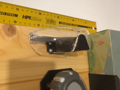 Safety glasses holder