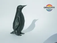 Pingouin low poly — statuette — photo 2