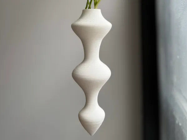 Vase suspendu lévitant